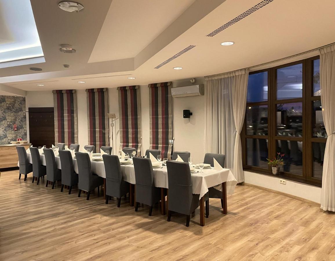 Hotel Esperanto Świdnica Eksteriør bilde