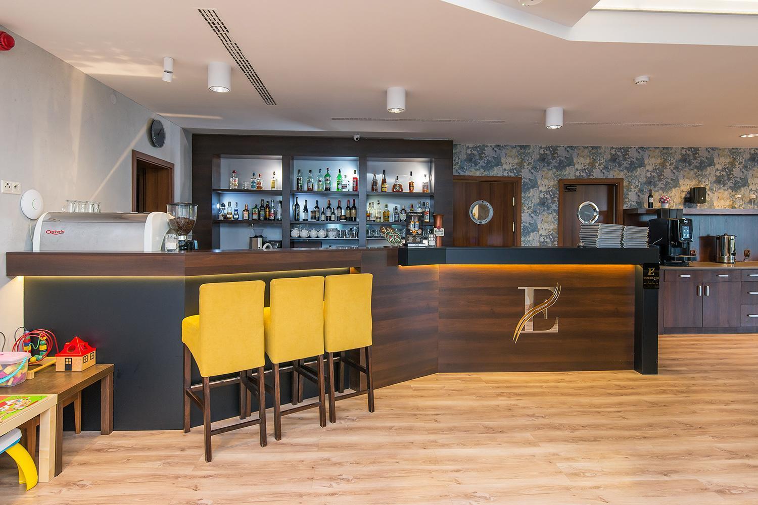 Hotel Esperanto Świdnica Eksteriør bilde