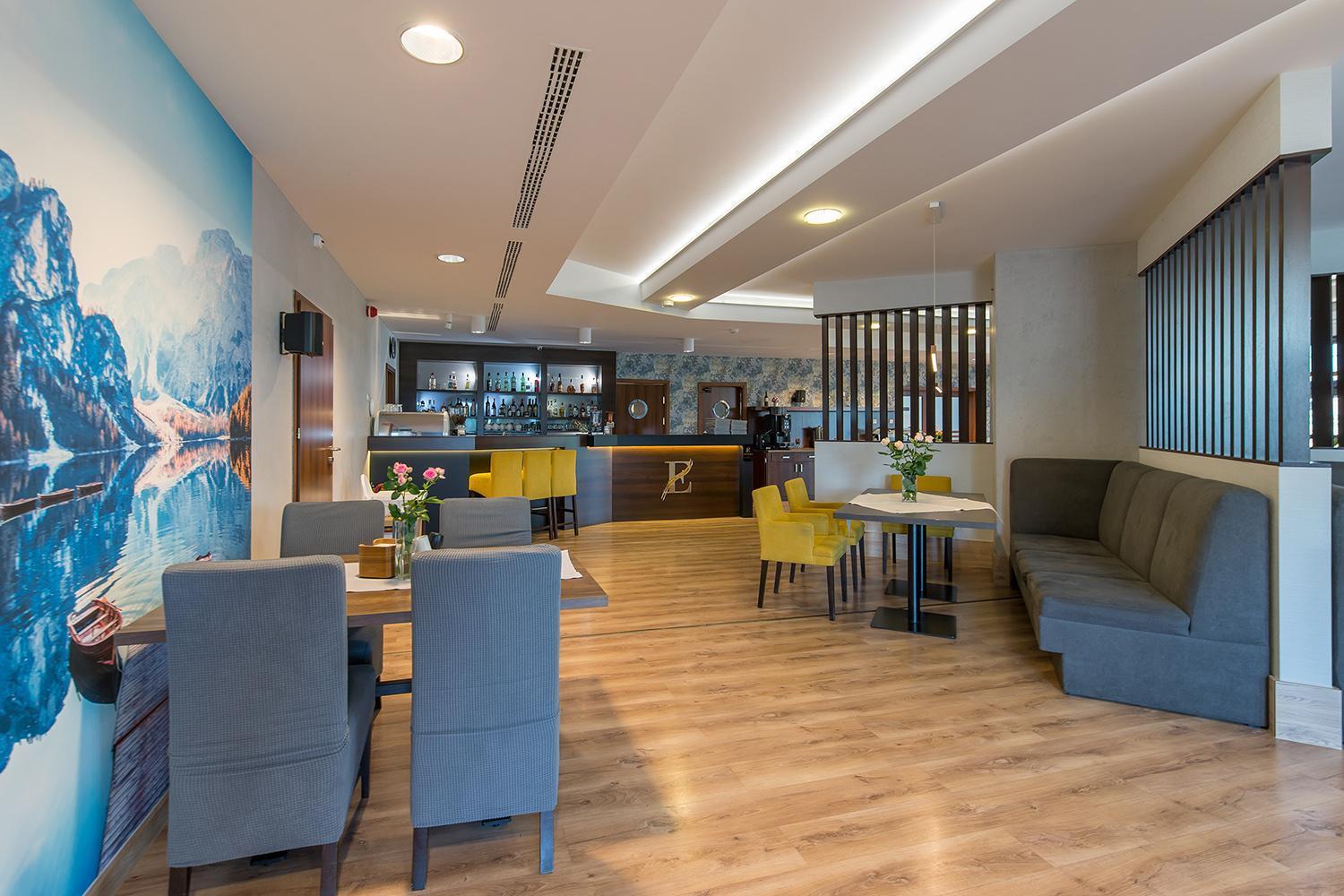 Hotel Esperanto Świdnica Eksteriør bilde
