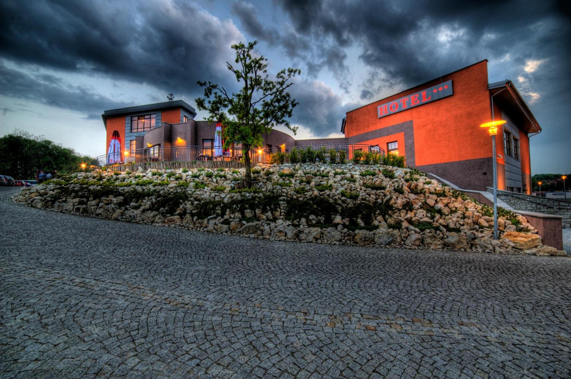 Hotel Esperanto Świdnica Eksteriør bilde